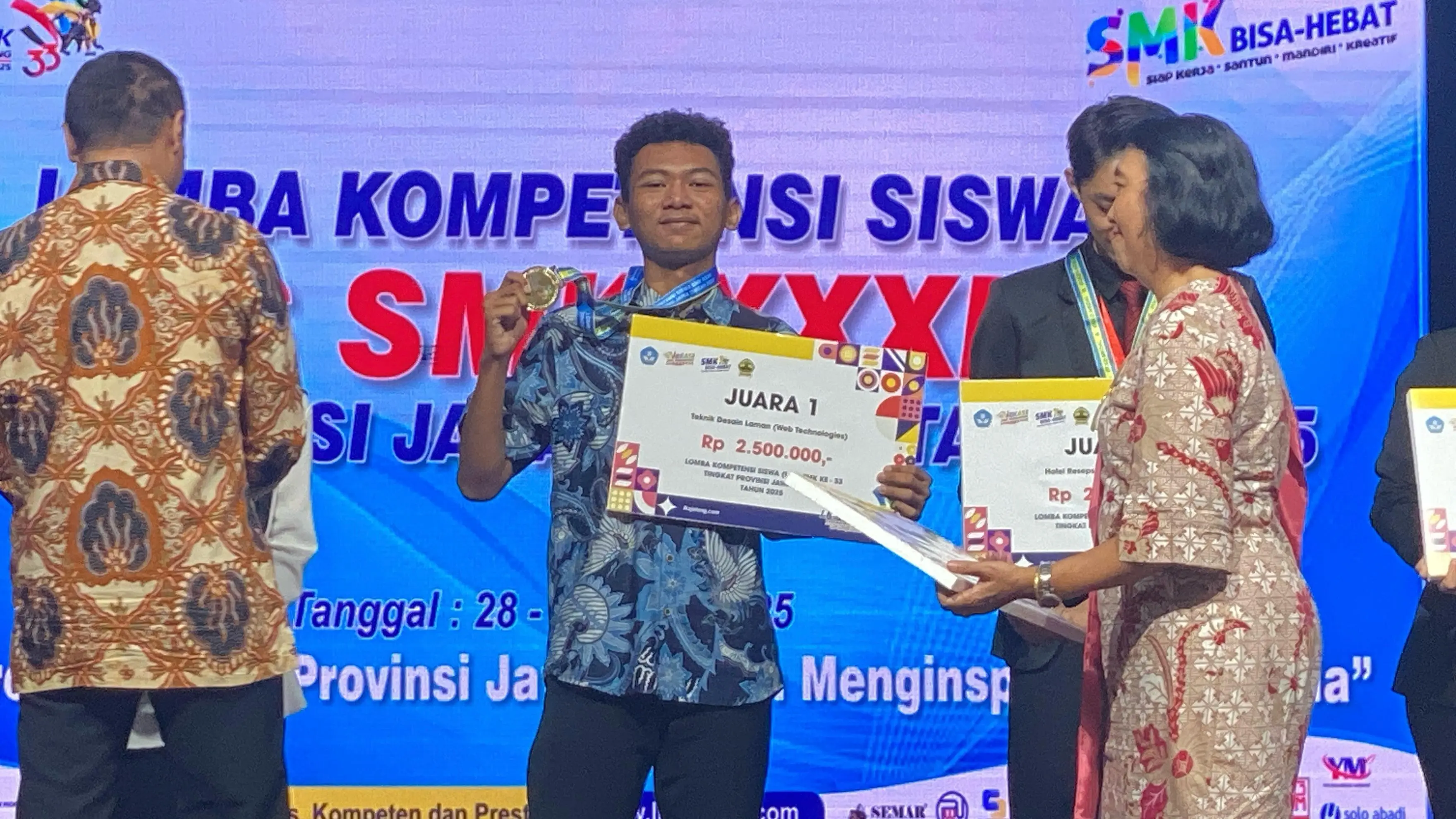 Juara 1 lks web provinsi jawa tengah 2025